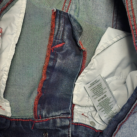 True ReligionMen's Blue Ricky Red Stitch SuperT Jean Size 34 *Geno Relaxed Slim* - Picture 3 of 16